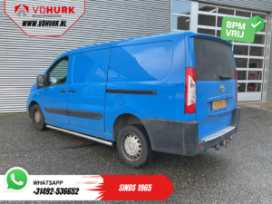 Furgoneta Toyota ProAce 2.0, 130 CV, L2, EXPORT, bajo kilometraje, 2 puertas correderas, aire acondicionado, control de crucero, PDC, barras laterales, gancho de remolque