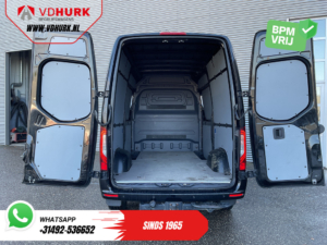 Mercedes-Benz Sprinter Bestelbus 319 CDI Aut. L2H2 Adapt.Cruise/ 2x Schuifdeur/ 3.5t Trekverm./ LED/ 10,25