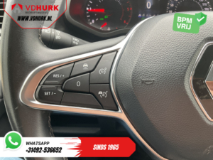 Renault Trafic Furgonetă 2.0 dCi 170 CP, transmisie automată, L2 Racing Edition, cruise control adaptiv/ încălzire autonomă/ LED/ încălzire scaune/ CarPlay/ sistem de navigație/ climatizare/ dotări interioare/ cameră/ Im