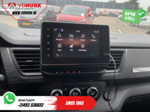 Renault Trafic Furgonetă 2.0 dCi 170 CP, transmisie automată, L2 Racing Edition, cruise control adaptiv/ încălzire autonomă/ LED/ încălzire scaune/ CarPlay/ sistem de navigație/ climatizare/ dotări interioare/ cameră/ Im